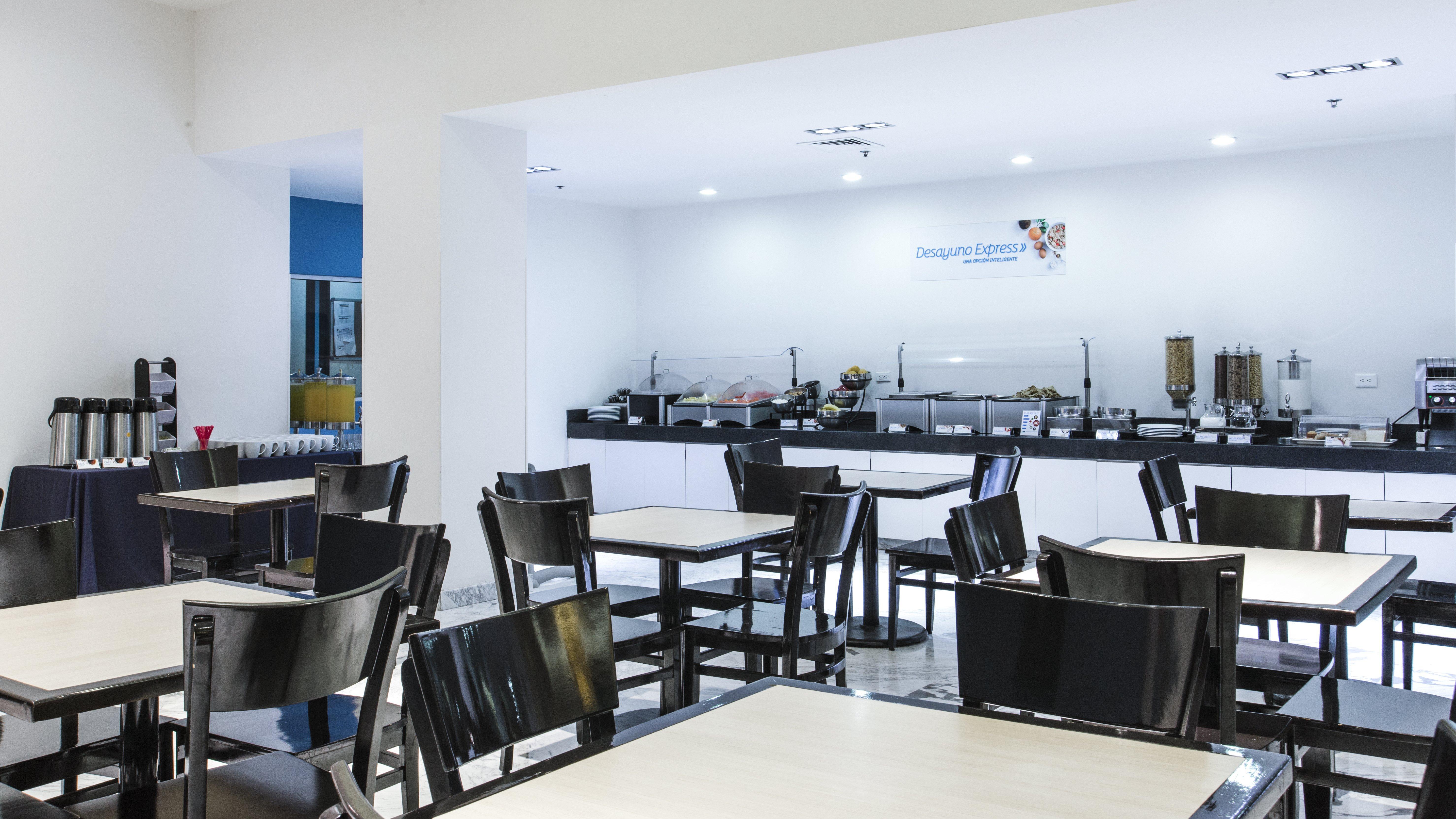 Holiday Inn Express Guaymas By Ihg Exteriér fotografie The lounge at the airport